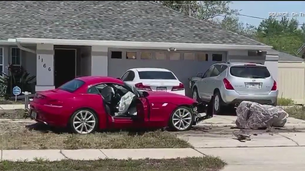 Distracted driver strikes, kills Deltona woman, injures her brother